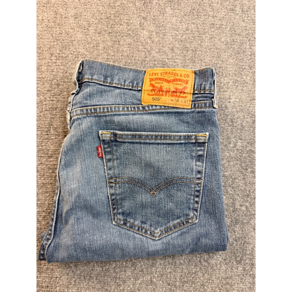 Levis 505 Regular Fit Jeans Mens 34x32 Blue Denim Straight Leg Workwear Pants